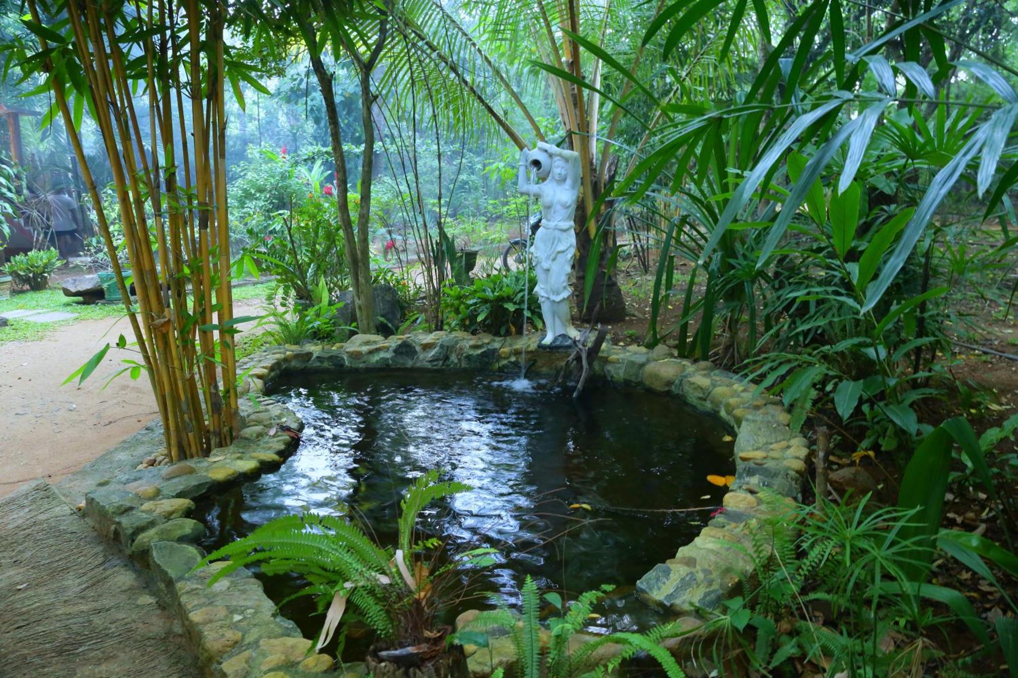 Walawa Blue Sapphire Hotel Udawalawe Ngoại thất bức ảnh